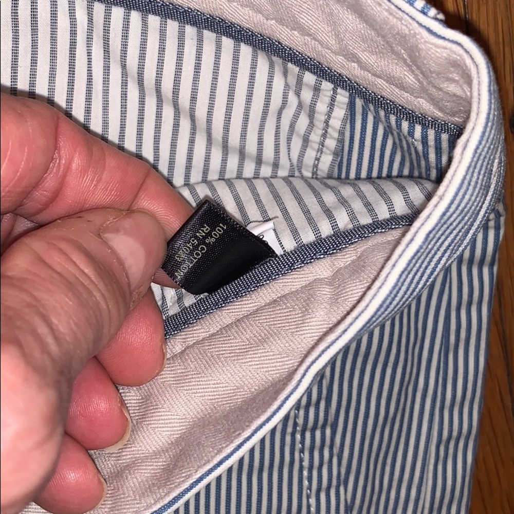 Banana Republic Shorts Size 36 Pinstripes Blue - Picture 3 of 8